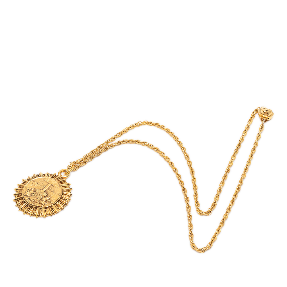 Pre-Loved Chanel Gold Plated Medallion Coat of Arms Sunburst Pendant Necklace